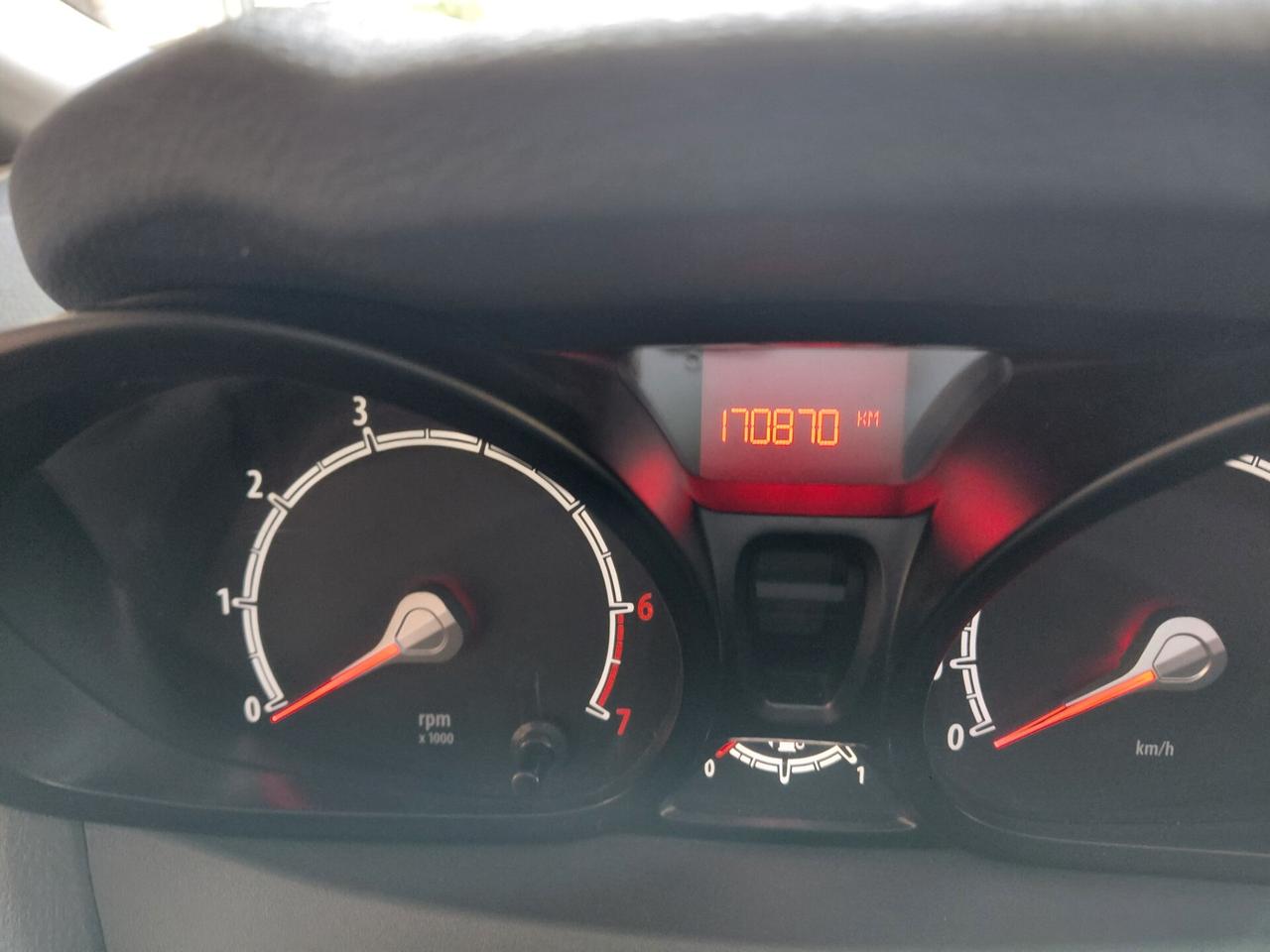 FORD FIESTA ANNO 2011 BZ GPL ADATTA NEOPATENTATI KM 170 MILA