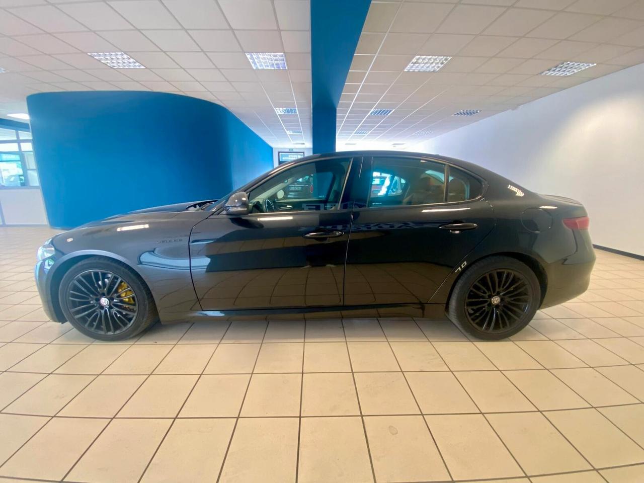 Alfa Romeo Giulia 2.2 Turbodiesel 180 CV AT8 Business Sport Launch Ed.