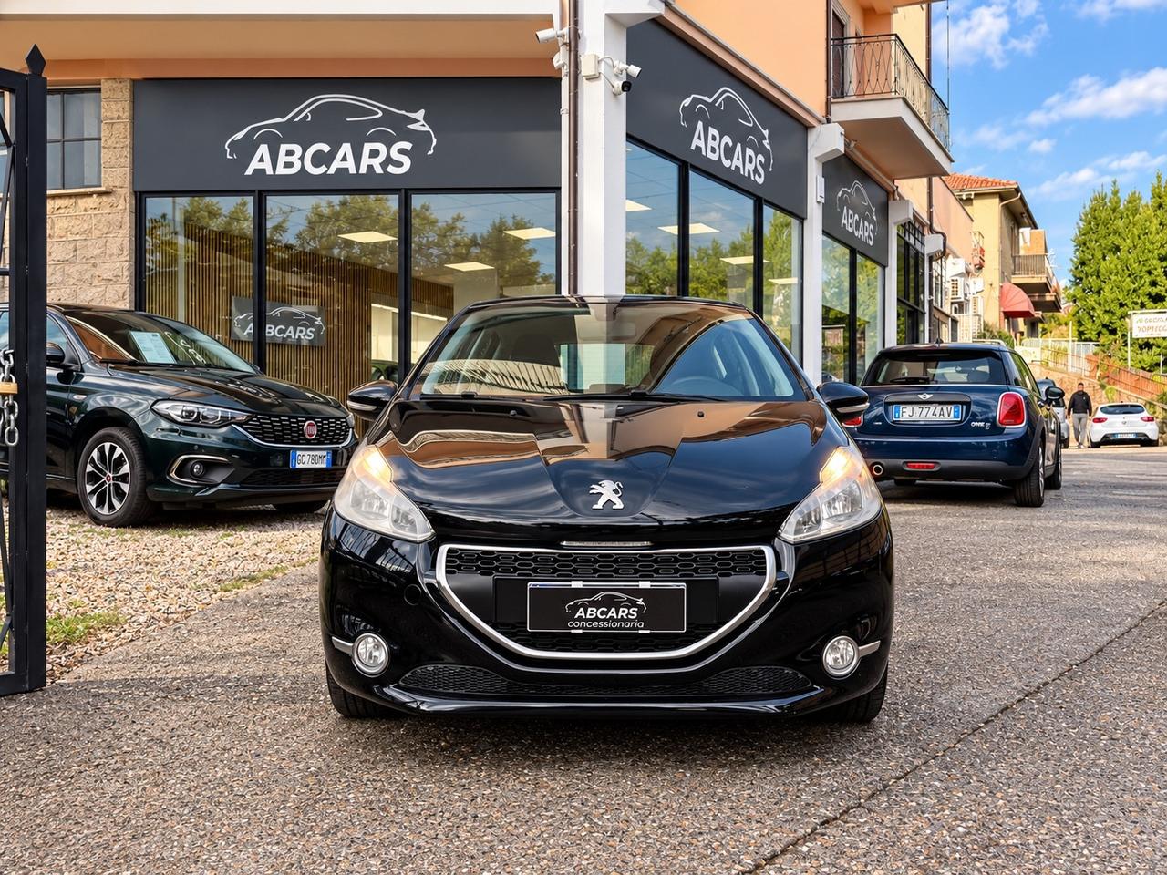 Peugeot 208 1.2 VTi 82 CV 5 porte Allure