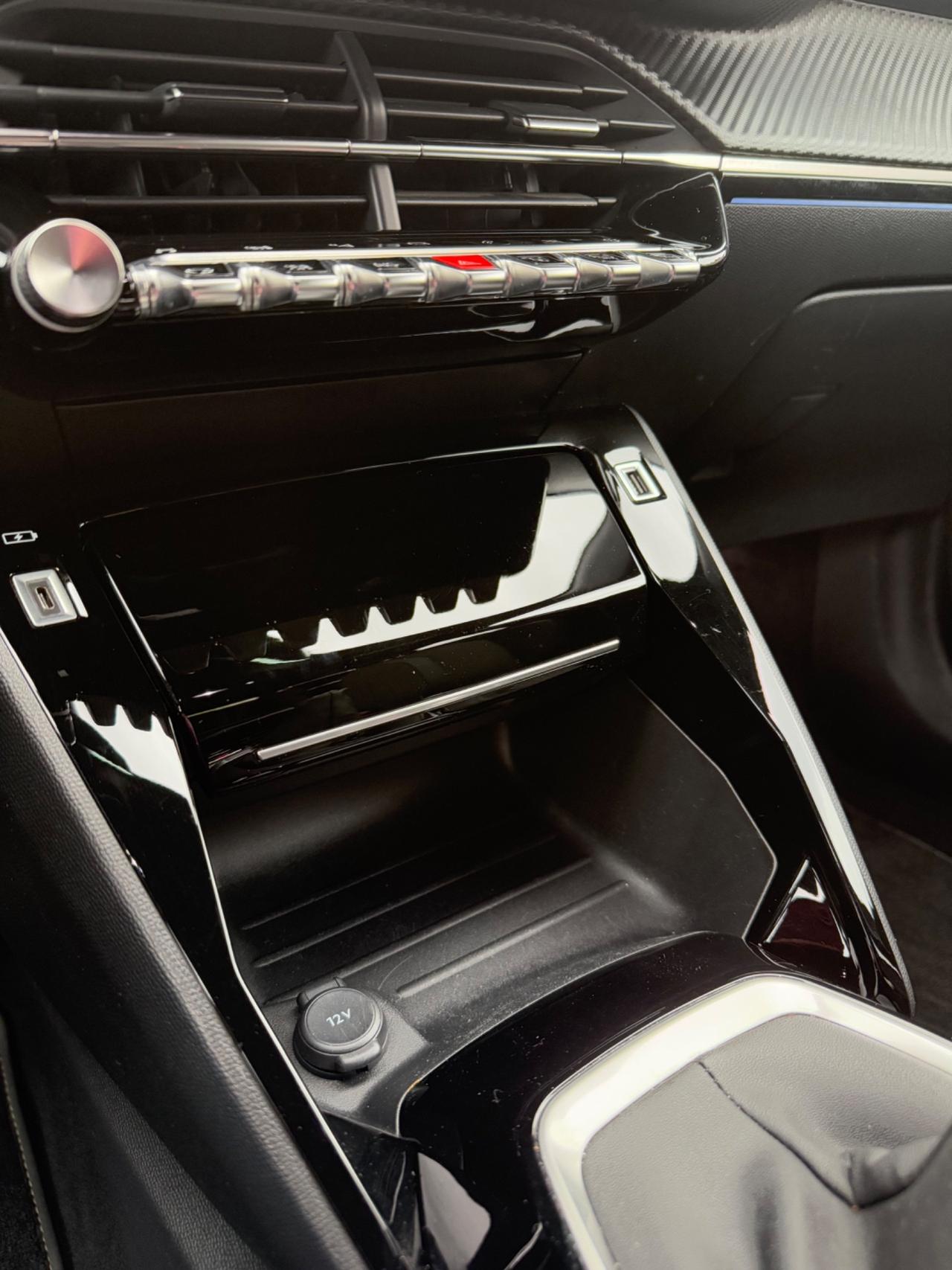 Peugeot 2008 BlueHDi 110 S&S GT