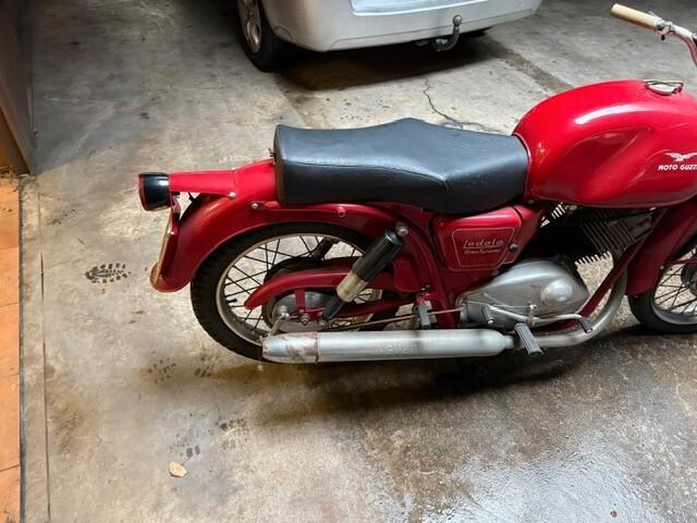 Moto Guzzi Lodola 235 gran turismo