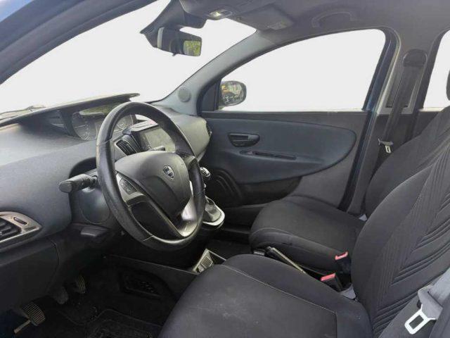 LANCIA Ypsilon 3ª serie - 1.0 FireFly 5 porte S&S Hybrid Go