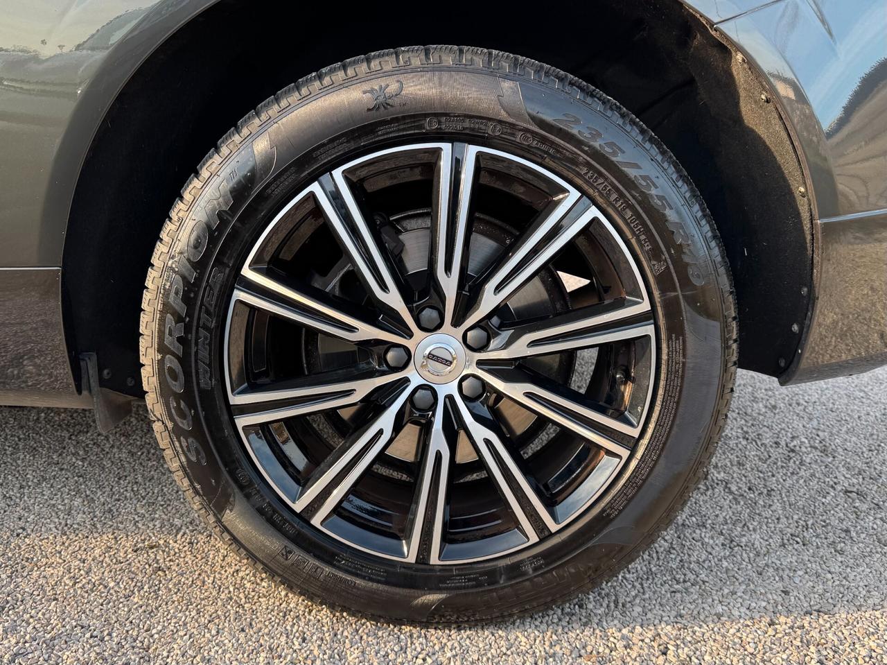 Volvo XC 60 B4 2.0 Inscription 197cv AWD | PREZZO PROMO