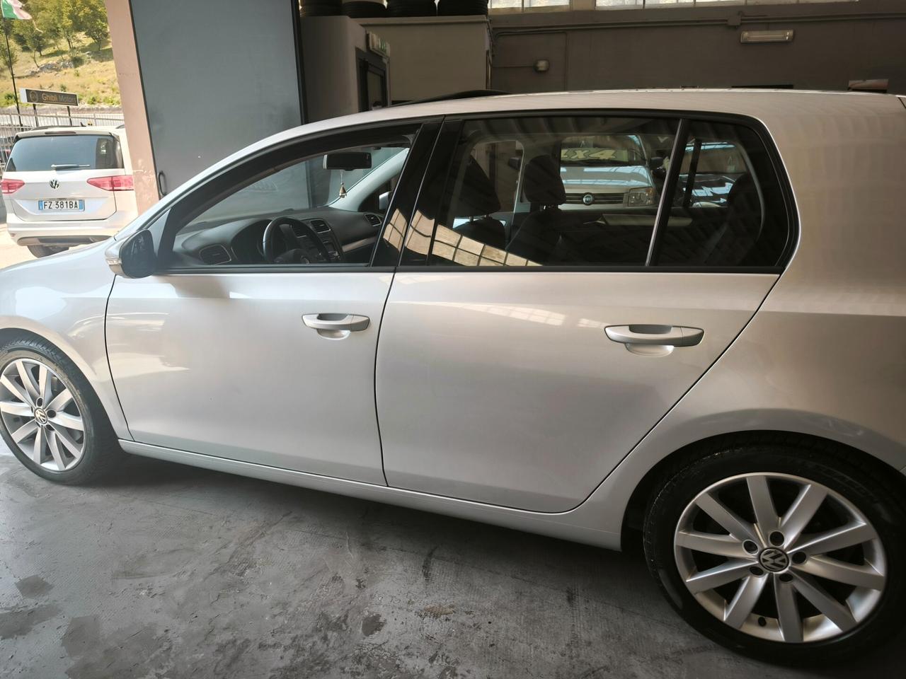 Volkswagen Golf 2.0 TDI 140CV DPF DSG 5p. Highline
