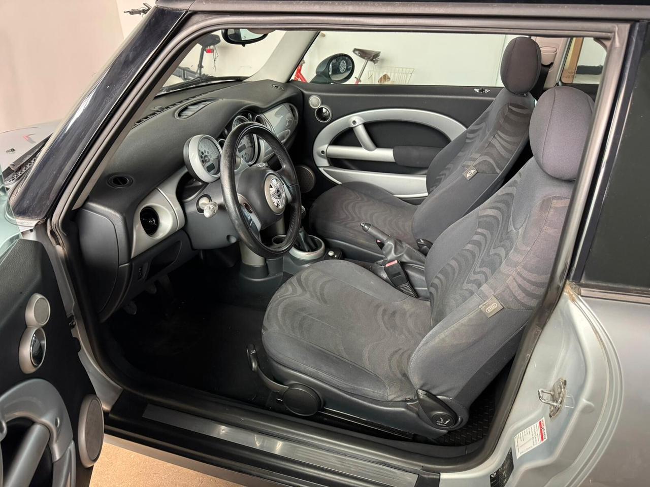 Mini 1.6 16V One de luxe