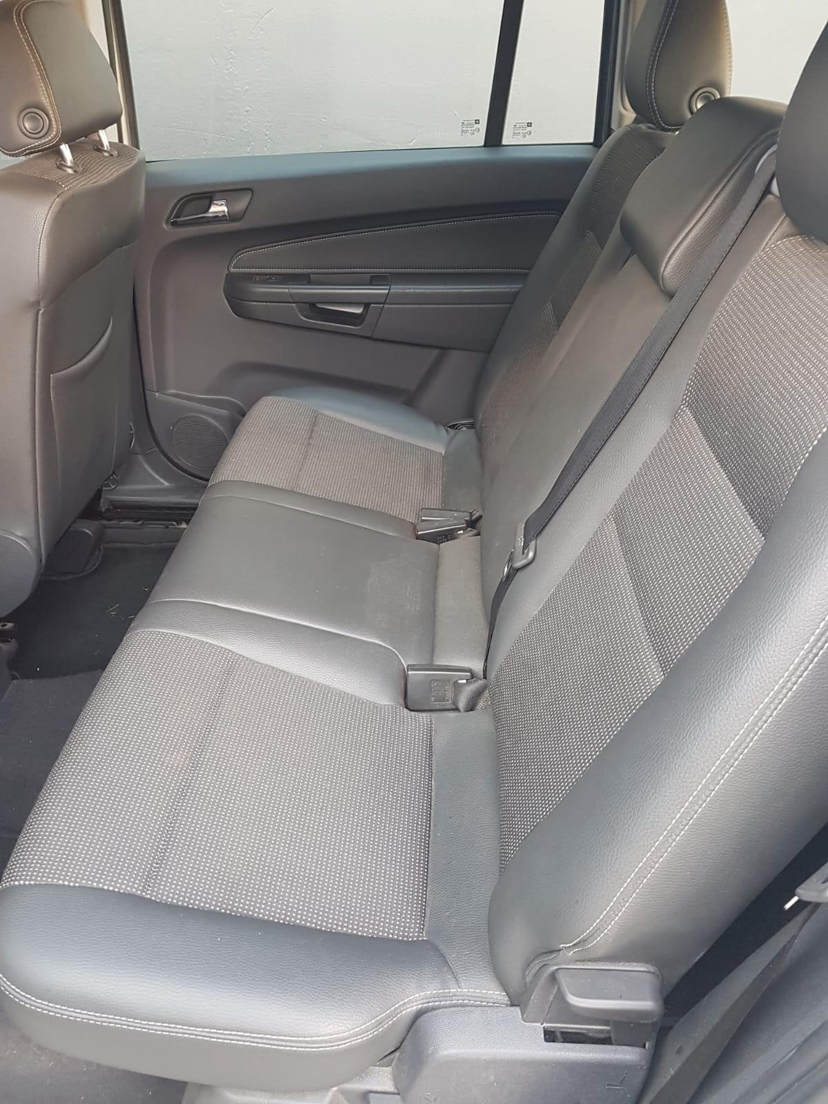 Opel Zafira 1.6 16V Twinport Cosmo