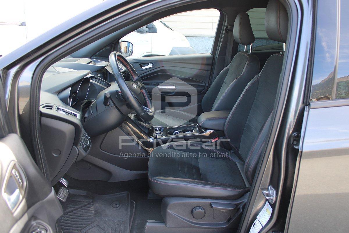 FORD Kuga 2.0 TDCI 150 CV S&S 4WD Powershift ST-Line