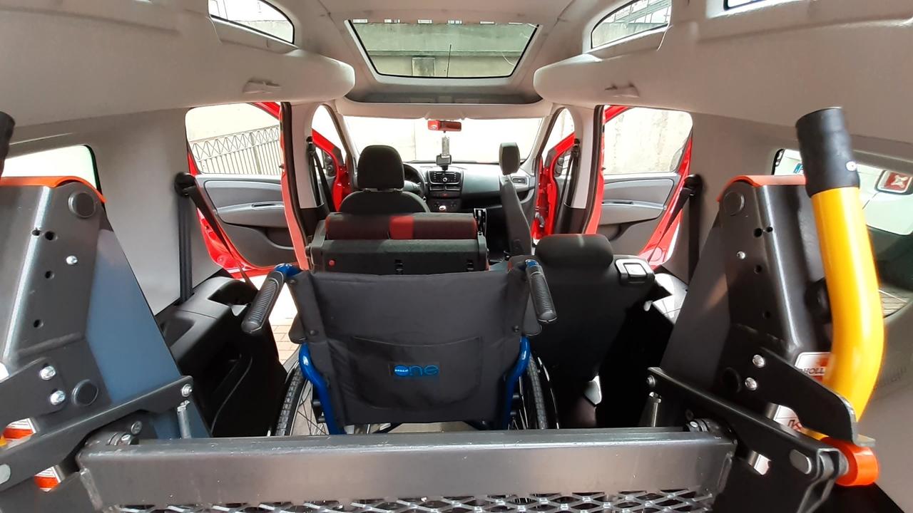 Doblò Trasporto disabili pedana sedile girevole