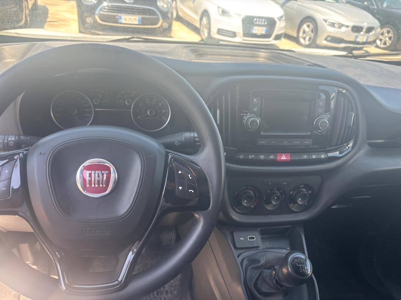 Fiat Doblo’ 1.6 - 2021 - DOPPIA PORTA LATERALE