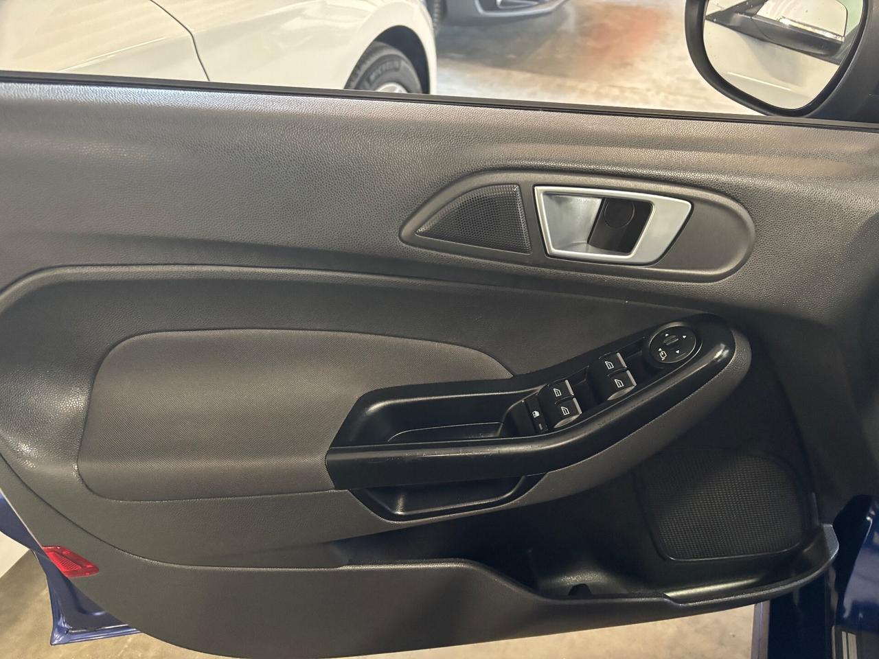 Ford Fiesta 1.0 BENZINA ST-Line