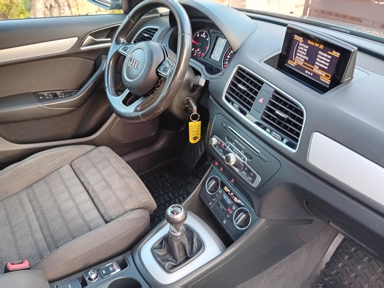 Audi Q3 2.0 TDI 150 CV Design
