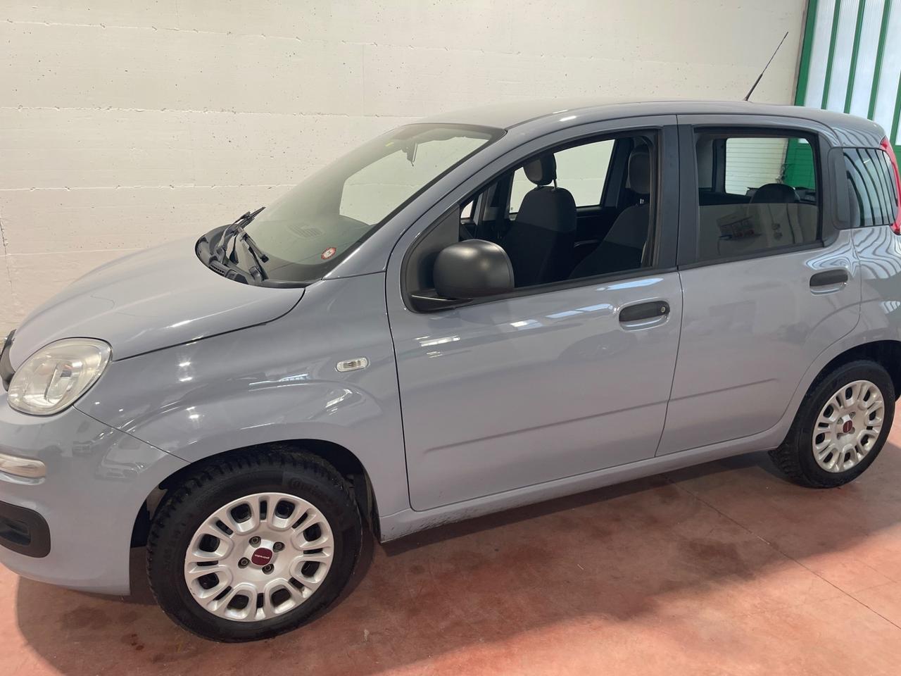 Fiat Panda 1.2 Lounge SI NEOPATENTATI