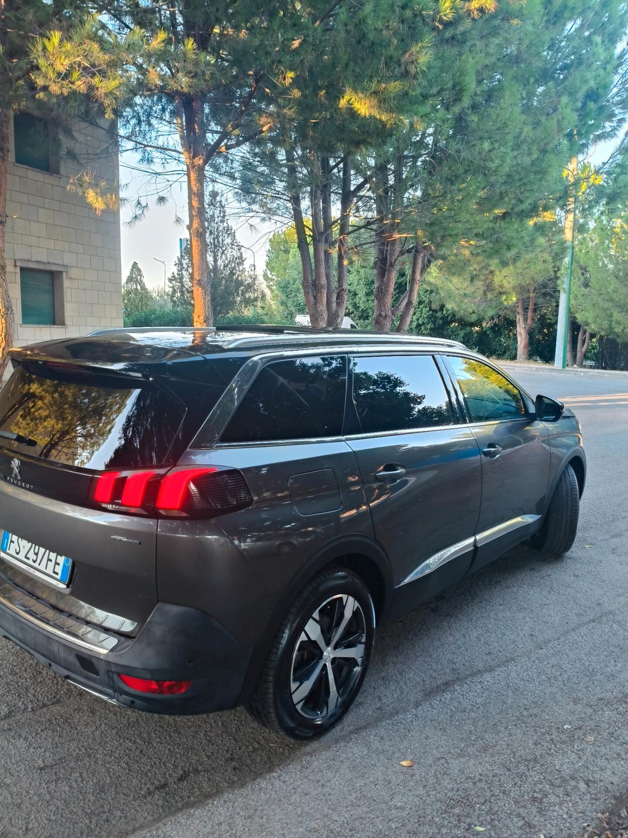 Peugeot 5008 BlueHDi 130 S&S EAT8 GT Line