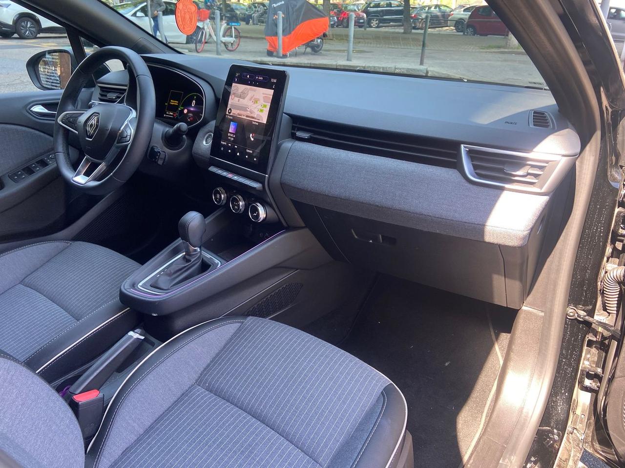 Renault Clio Techno 1.6 E-TECH 145 HEV #10778