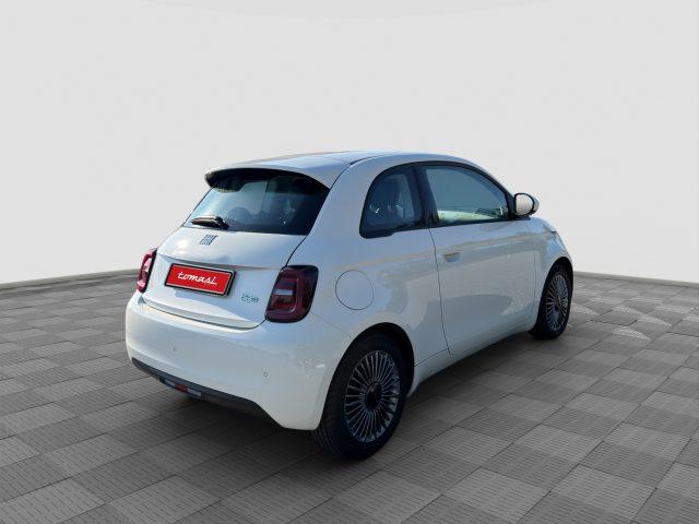 FIAT 500e 500 Icon + Berlina