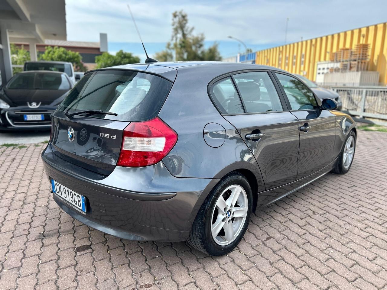 Bmw 118 118d cat 5 porte Futura