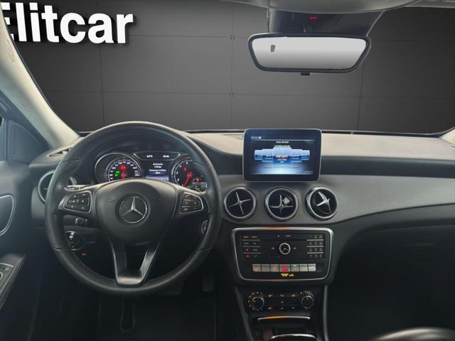 MERCEDES-BENZ GLA 180 Automatic Sport