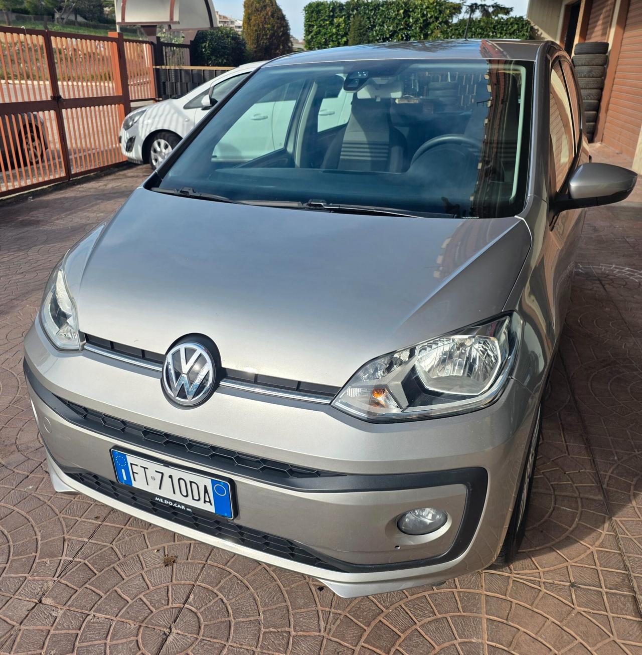 Volkswagen up! 1.0 5p. eco high BlueMotion Technology