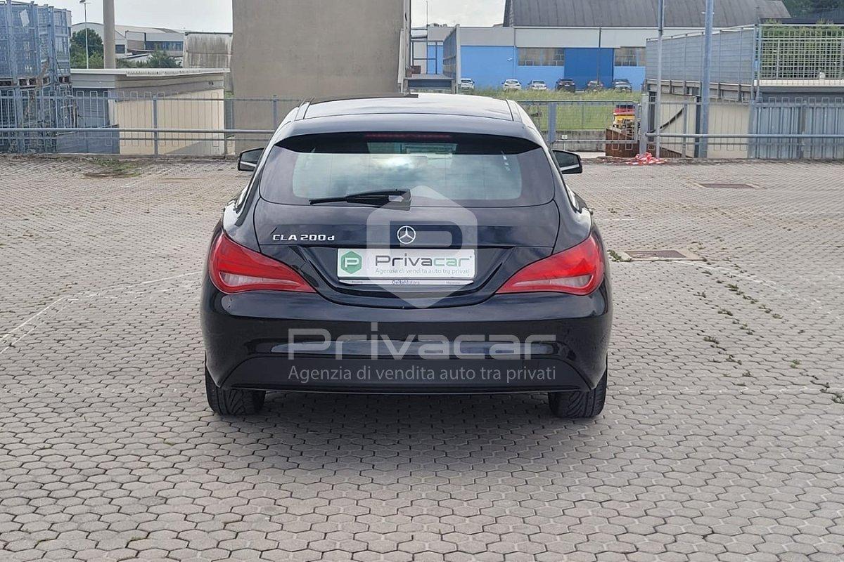 MERCEDES CLA 200 d S.W. Automatic Business