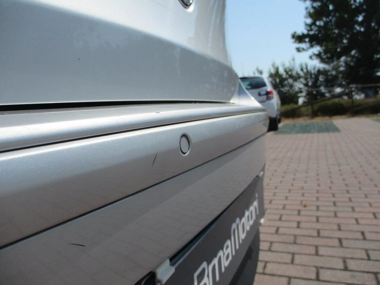 BMW 116 i 5p Futura Pelle/Sensori
