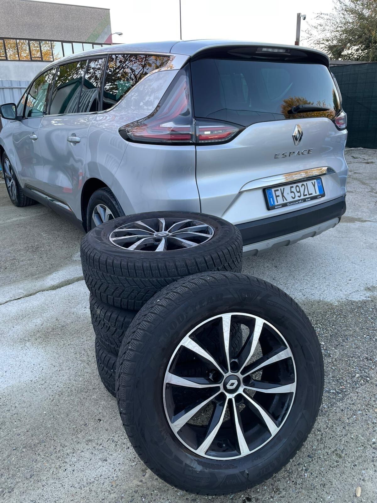 Renault Espace dCi 160CV EDC Energy Initiale Paris 4Control