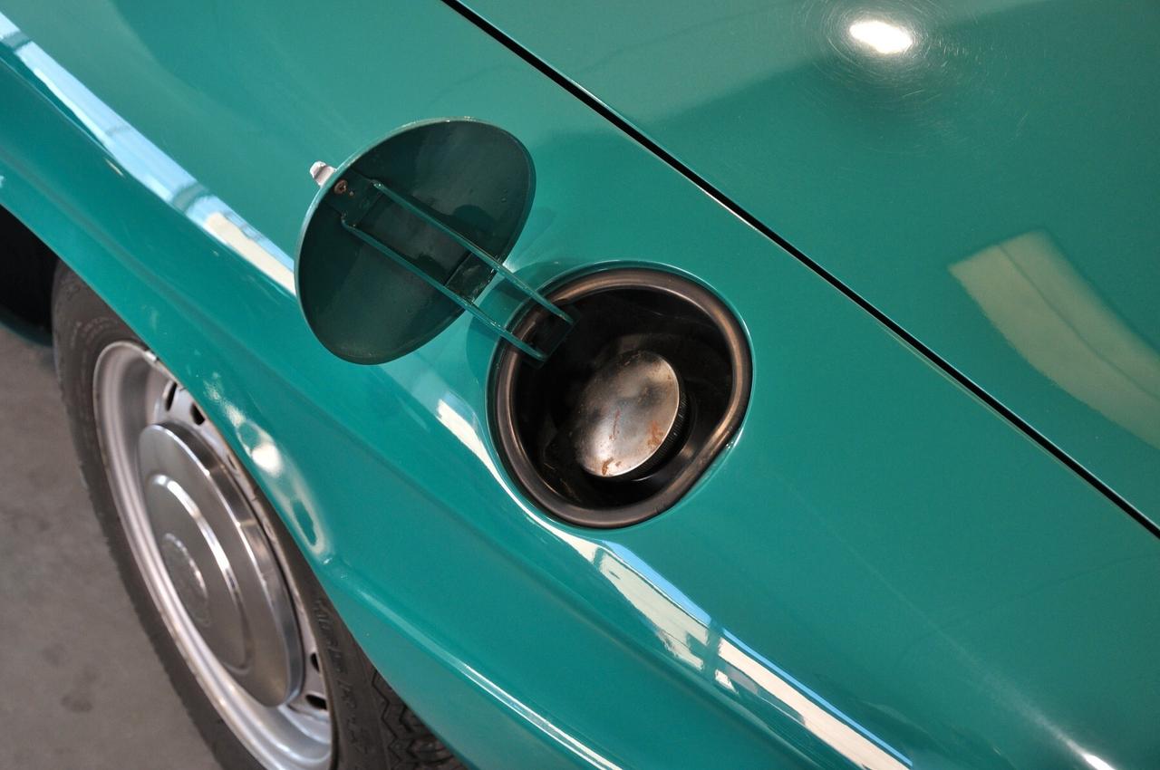 Alfa Romeo Spider 1300 Junior Duetto osso di seppia RIAR conservata