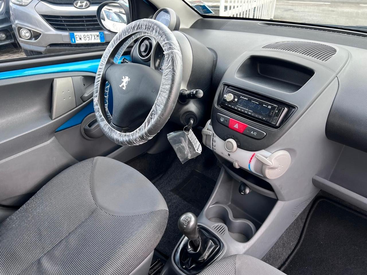 Peugeot 107 1.0 68CV 5p. Sweet Years