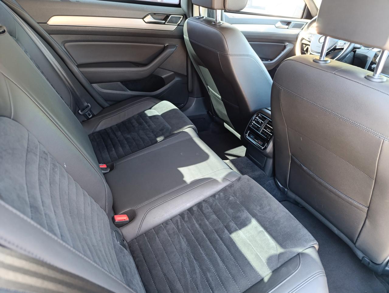 Volkswagen Passat Berlina Passat 2.0 tdi Highline Executive 4motion 190cv dsg 7m