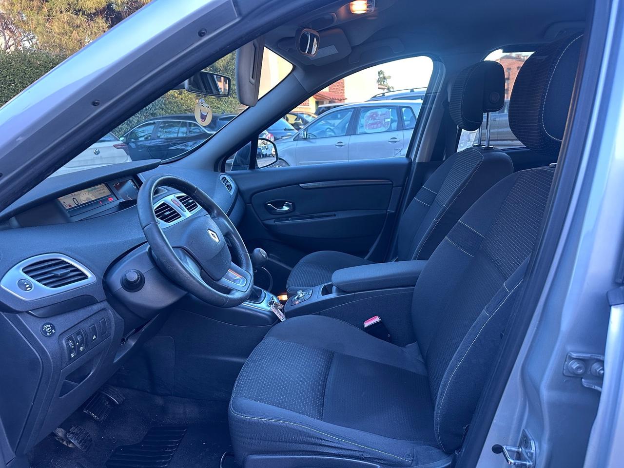 Renault Scenic Scénic X-Mod 1.6 Gpl Attractive