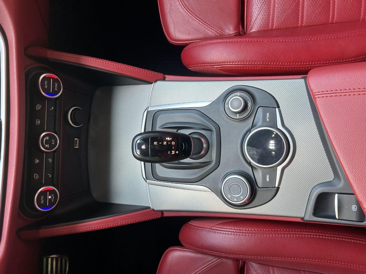 ALFA ROMEO - Stelvio - 2.2 T.diesel 210CV AT8 Q4 Veloce