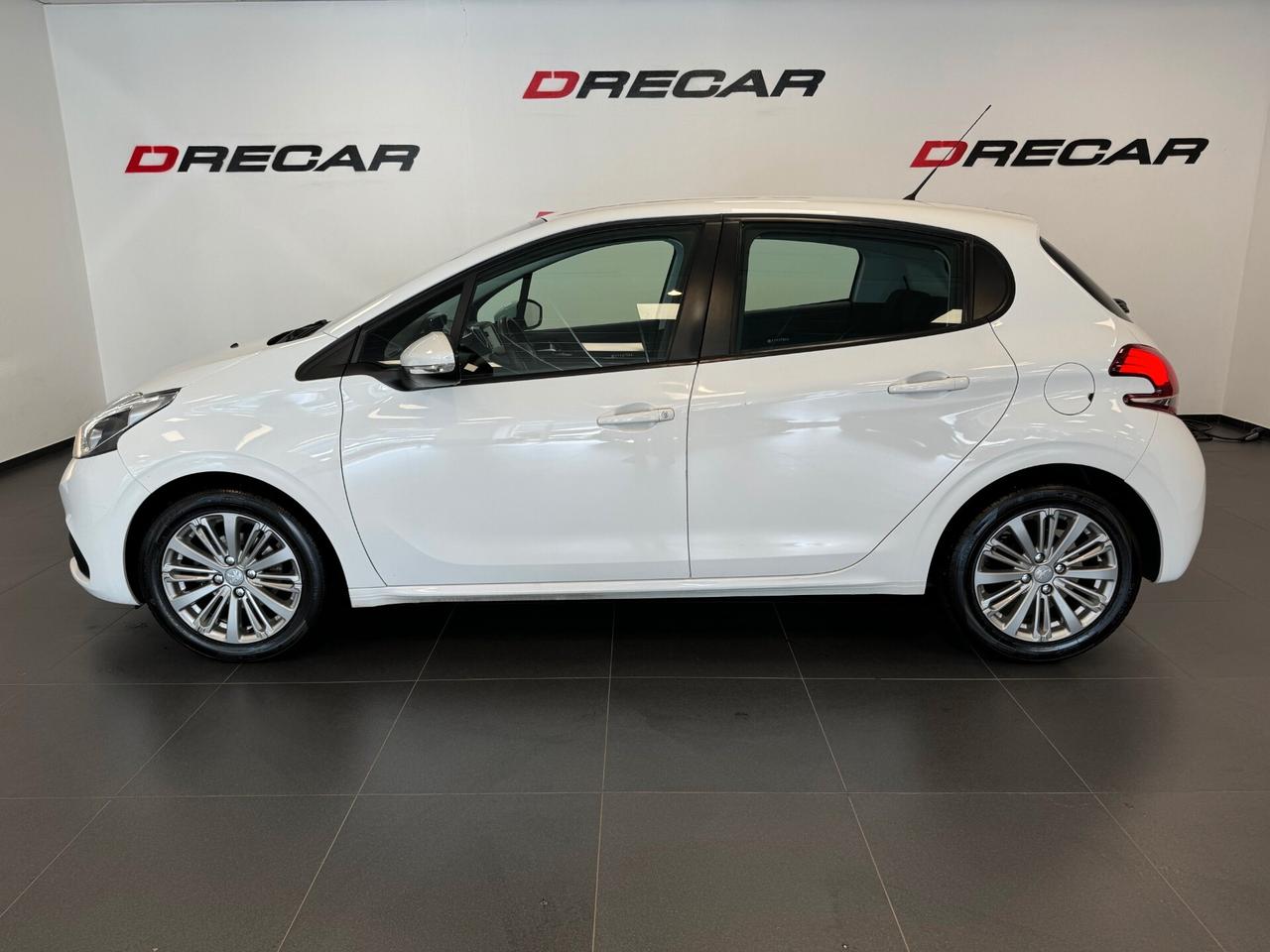Peugeot 208 PureTech 82 5 porte Active NEOPATENTATI UNIPROP.