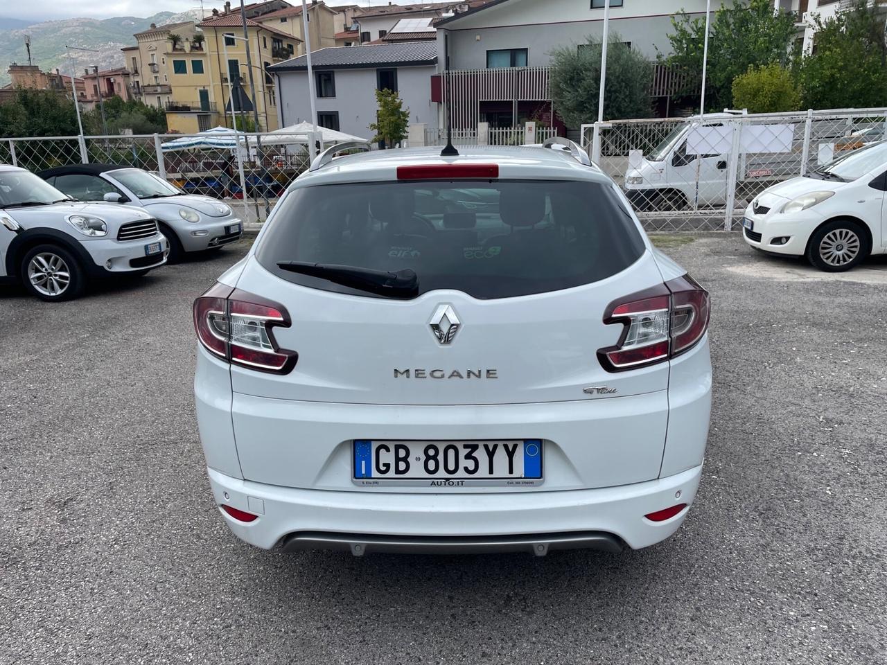 Renault Megane 1.5 dCi 110CV cambio automatico