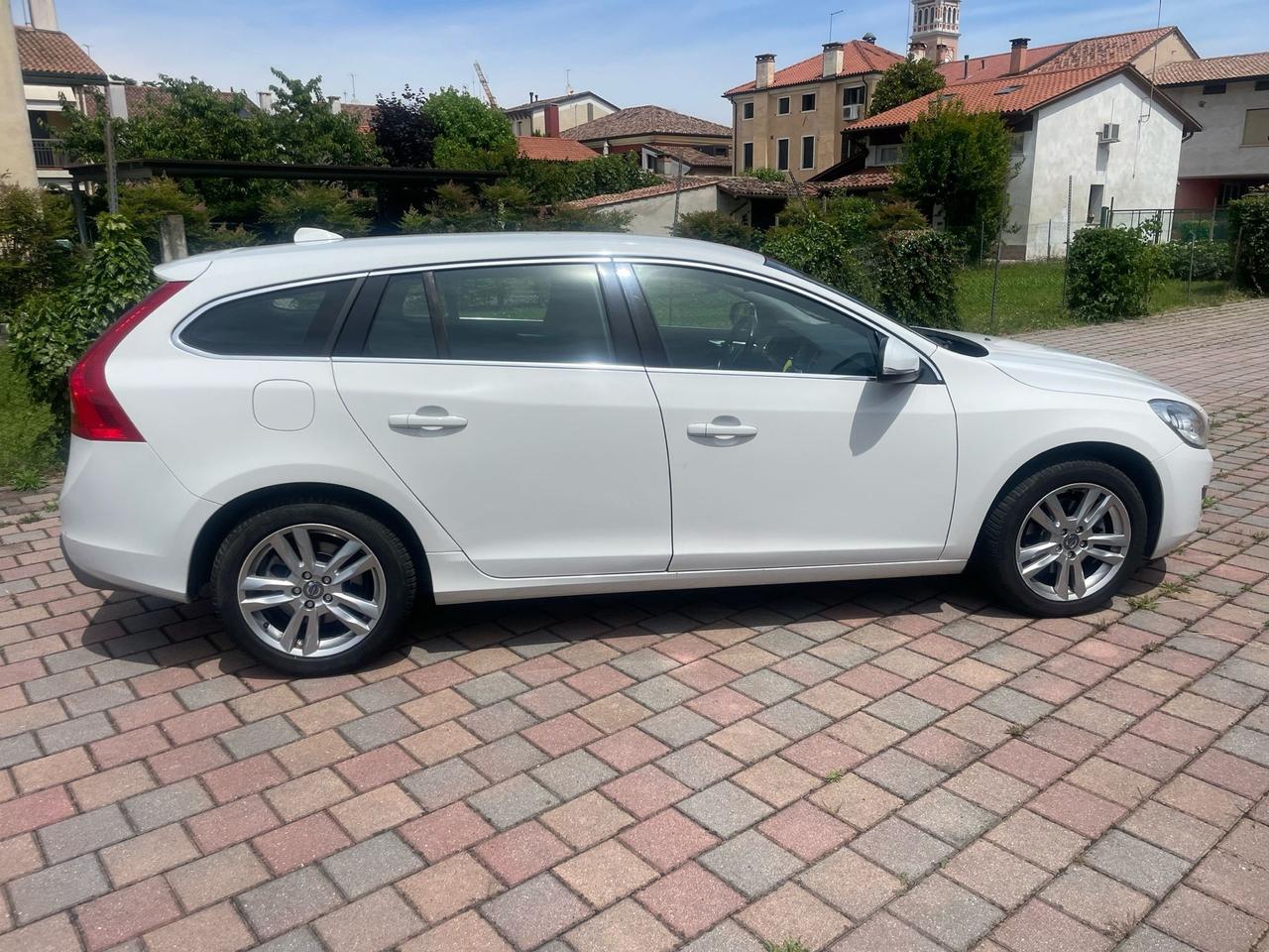 Volvo V60 D3 Summum
