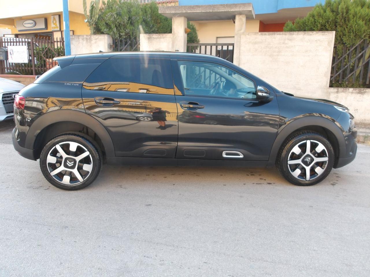 Citroen C4 Cactus 1.2 puretech Shine s&s 110cv eat6