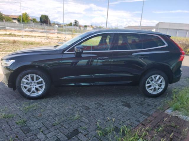 Volvo XC60 XC60 2.0D B4 Momentum Pro AWD Auto. IVA deducibile