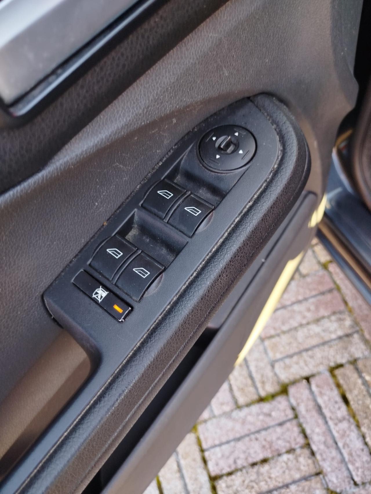 Ford Focus C-Max 1.6 TDCi (90CV) Titanium