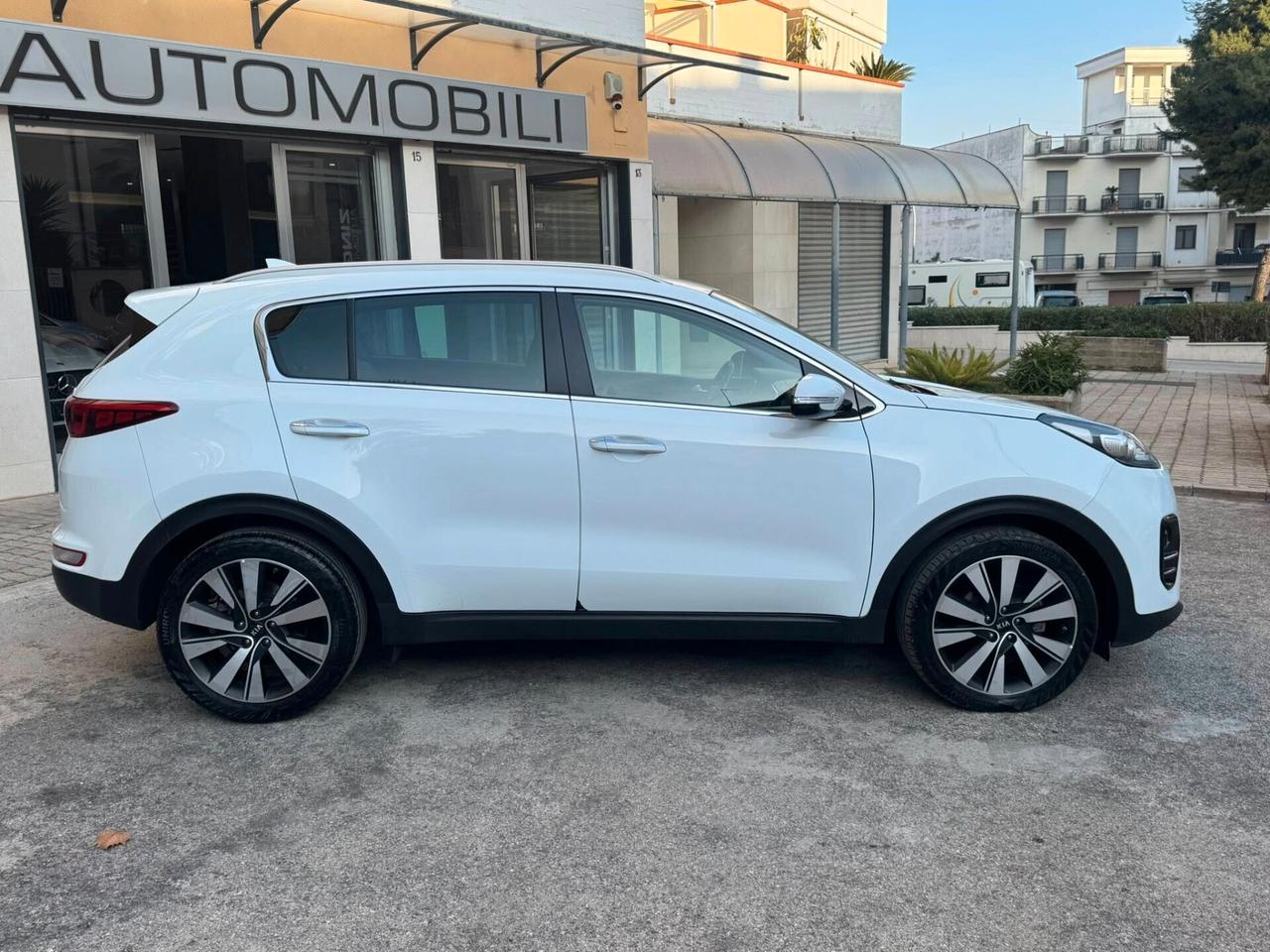 KIA SPORTAGE 1.7 CRDI 115 CV. CLASS NAVI+CERCHI+RETROCAMERA