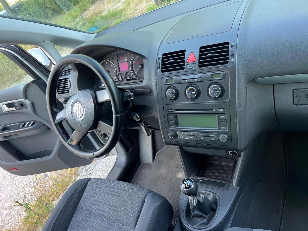 Volkswagen Touran 2.0 16V TDI Highline