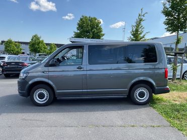 Volkswagen Transporter Caravelle 2.0 TDI