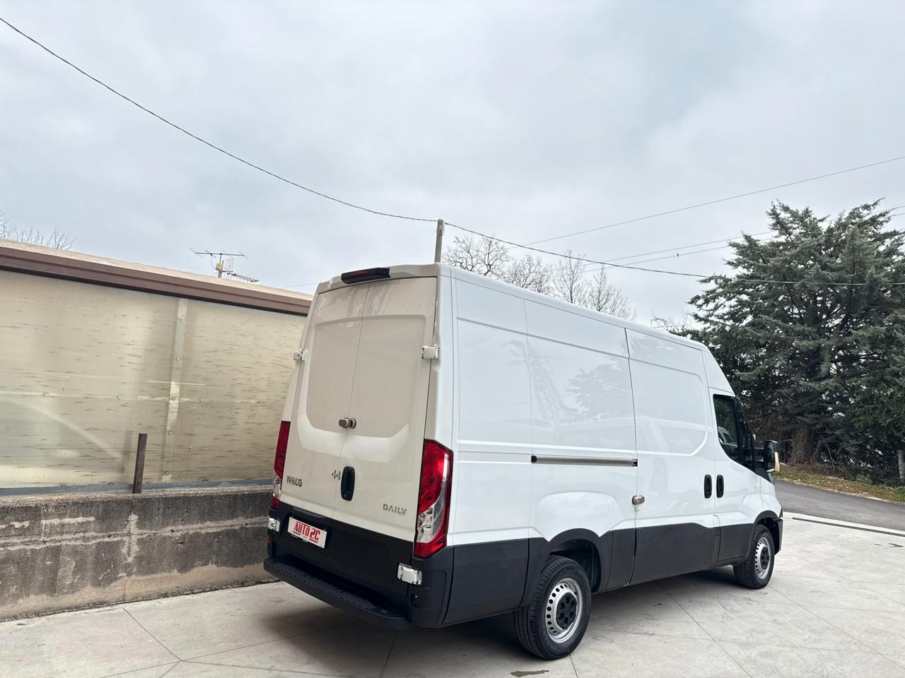 Iveco Daily 2.3 HPT 116Cv 35S12 L3 H2 12Q