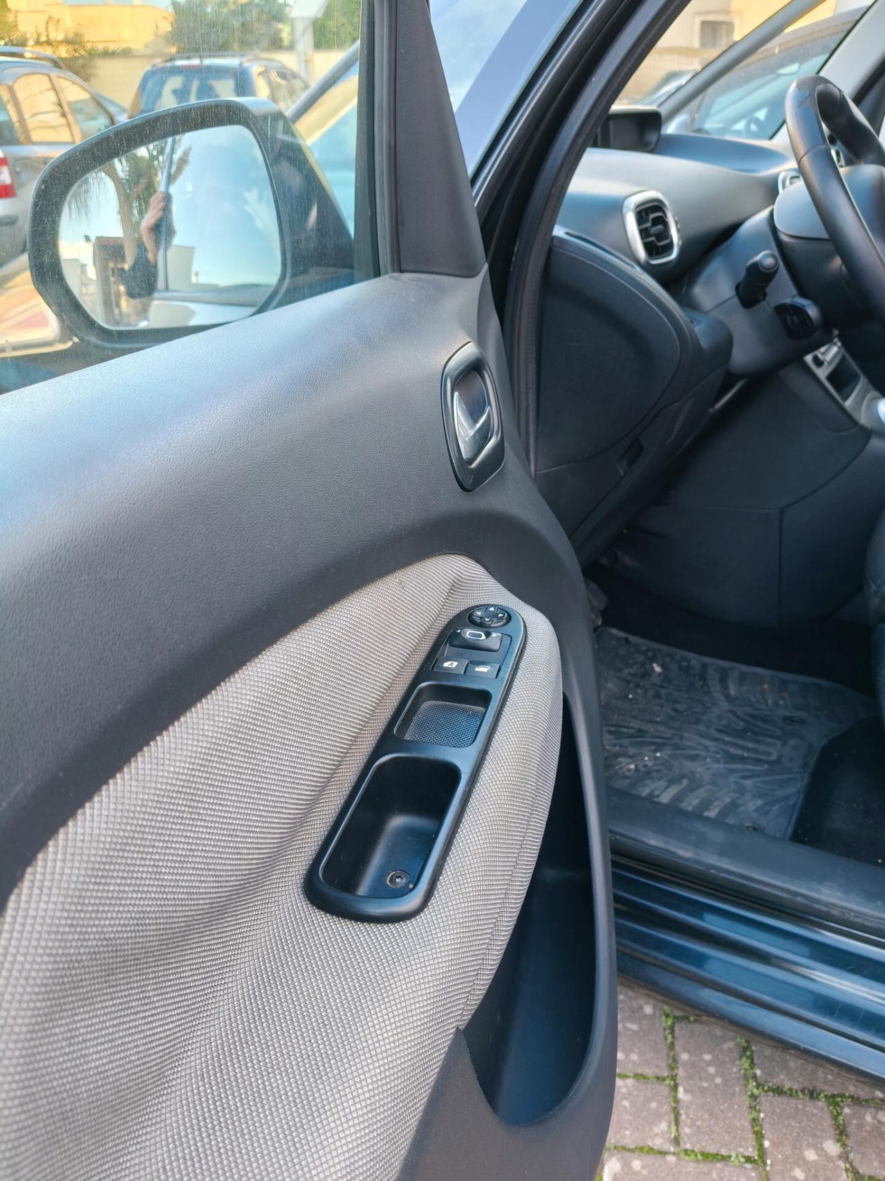 Citroen C3 Picasso 1.6 HDi 90 Exclusive