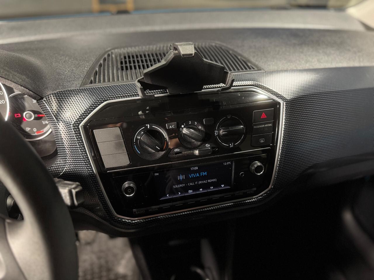 Volkswagen Up! 1.0 5 PORTE NEOPATENTATI