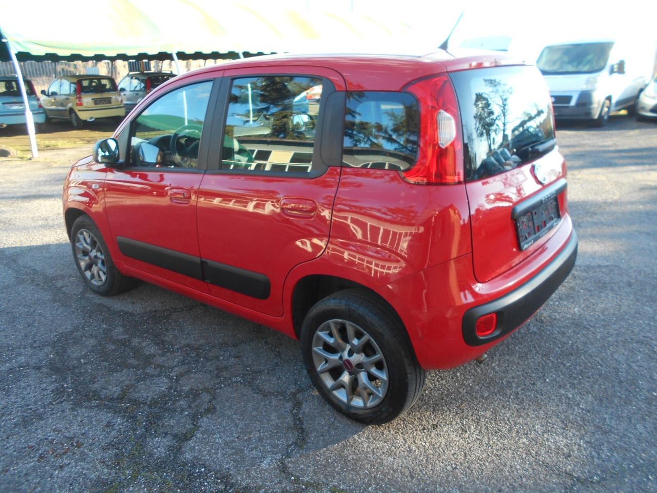 Fiat Panda 0.9 TwinAir Turbo Natural Power Lounge