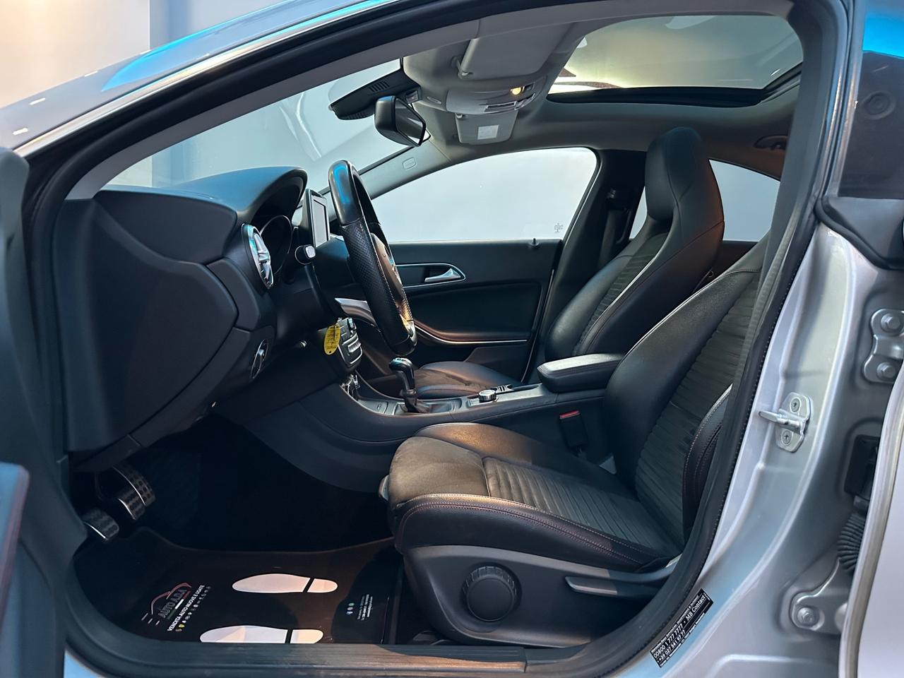 Mercedes-benz CLA 200 d Premium