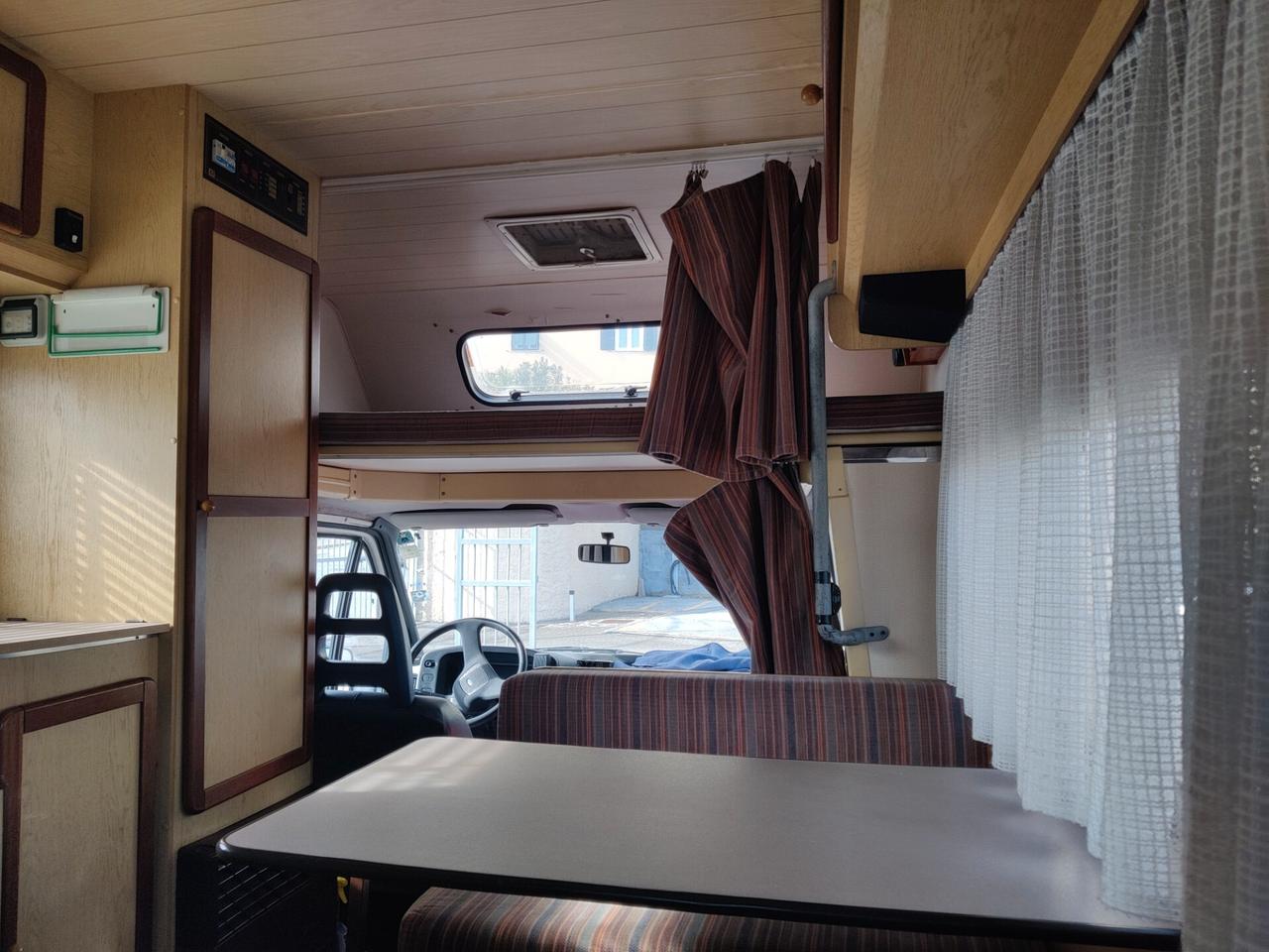 Ford tranist 2.gasolio Camper km 36.000