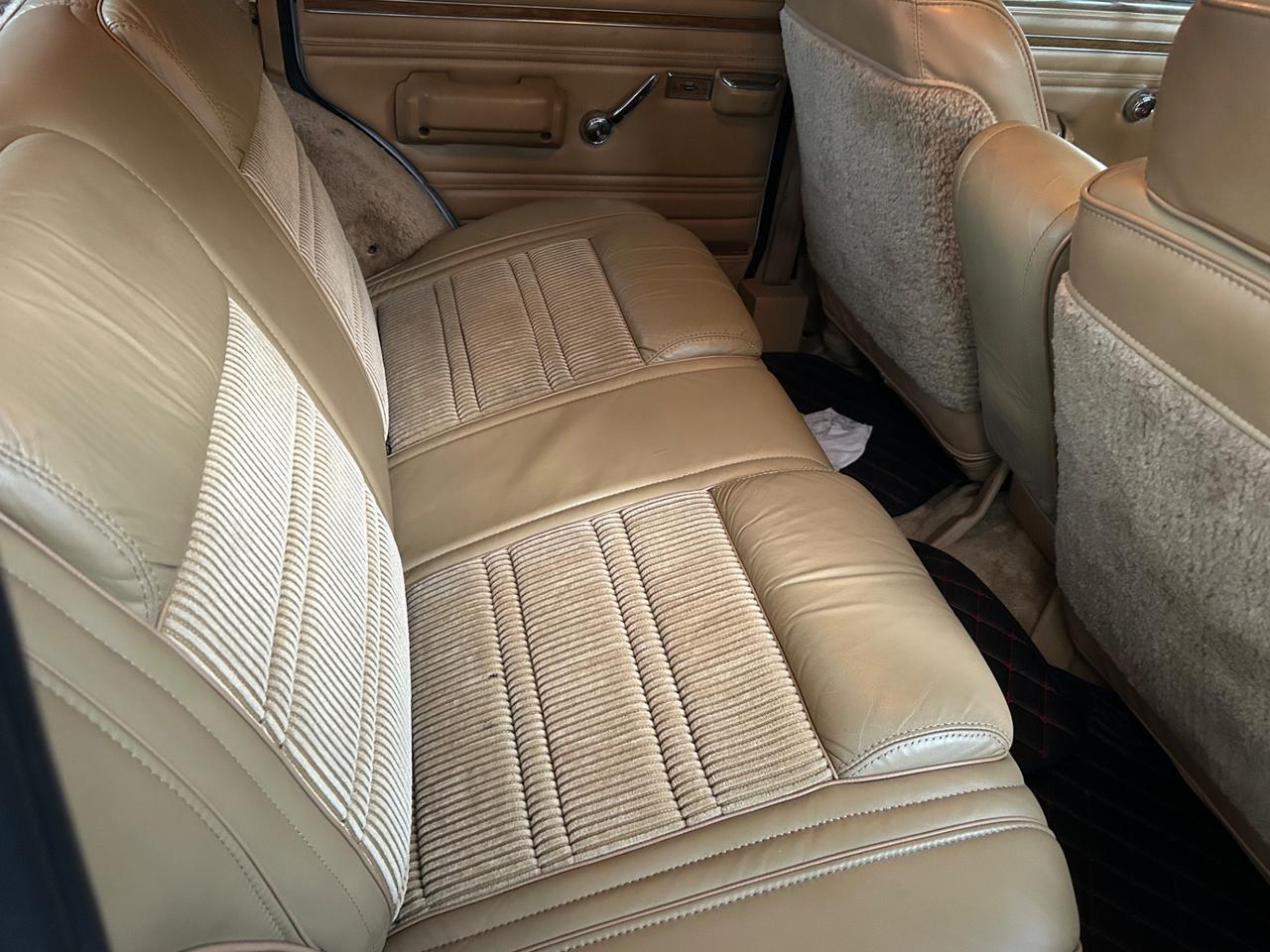 Jeep Wagoneer Grand 5.9 v8