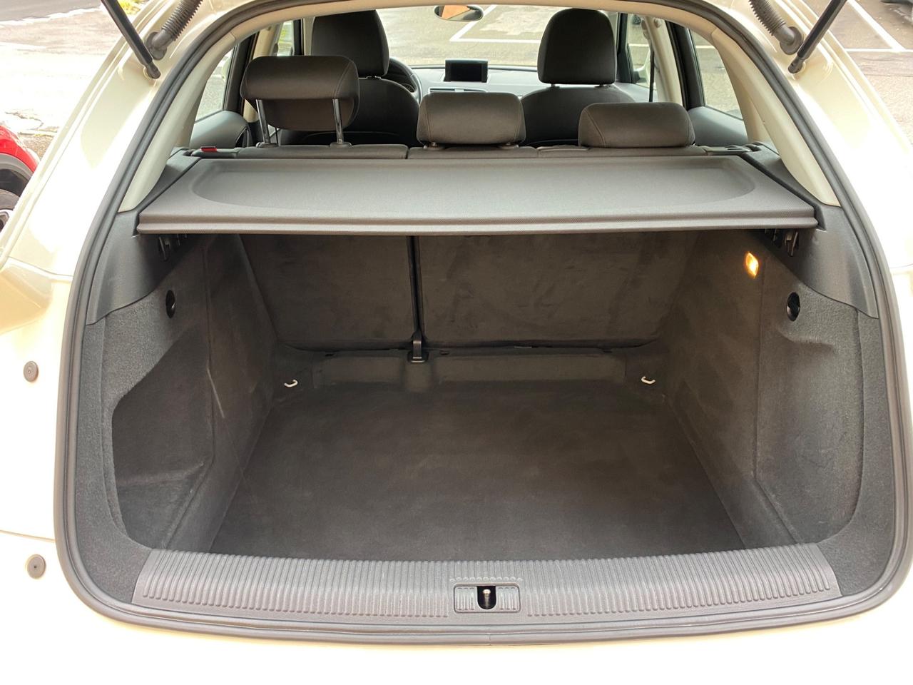 Audi Q3 2.0 TDI quattro Advanced NEOPATENTATI!!!