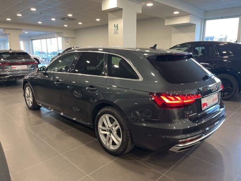 Audi A4 Audi Avant Business Advanced 40 TDI quattro 150(204) kW(CV) S tronic