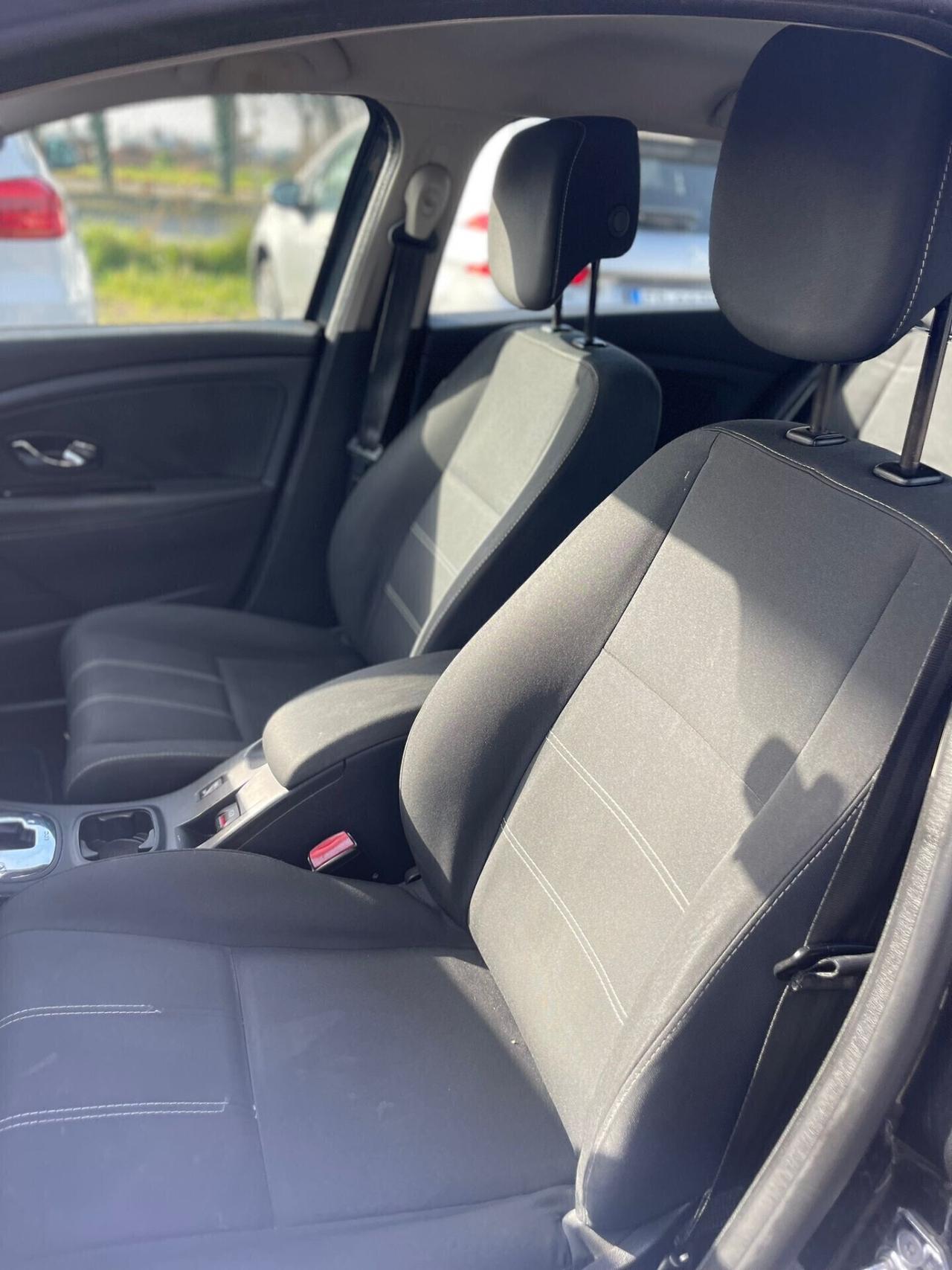 Renault Megane Mégane 1.5 dCi 110CV Start&Stop ESM SporTour Limited