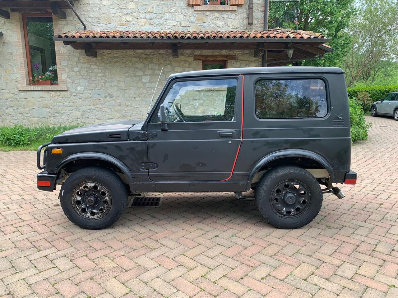 Suzuki SJ 413 SJ413 4x4 4x4r